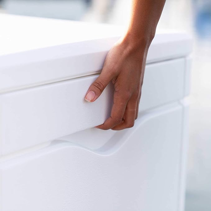 LIFETIME Outdoor Storage Deck Box, 130 Gallon, Arctic White, UV-Protected - Image 9