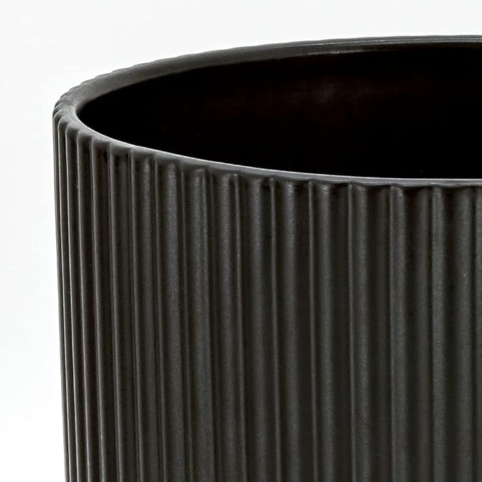 Amazon Basics Fluted Ceramic Round Planters - Image 3