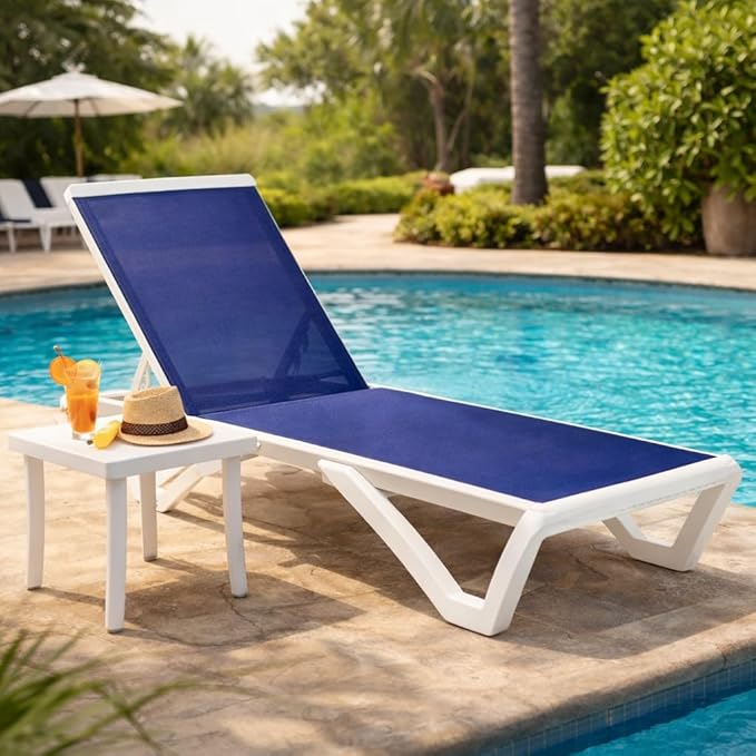 Kozyard Outdoor Chaise Lounge Chair, Full Flat Adjustable Patio Lounger by Kozyard