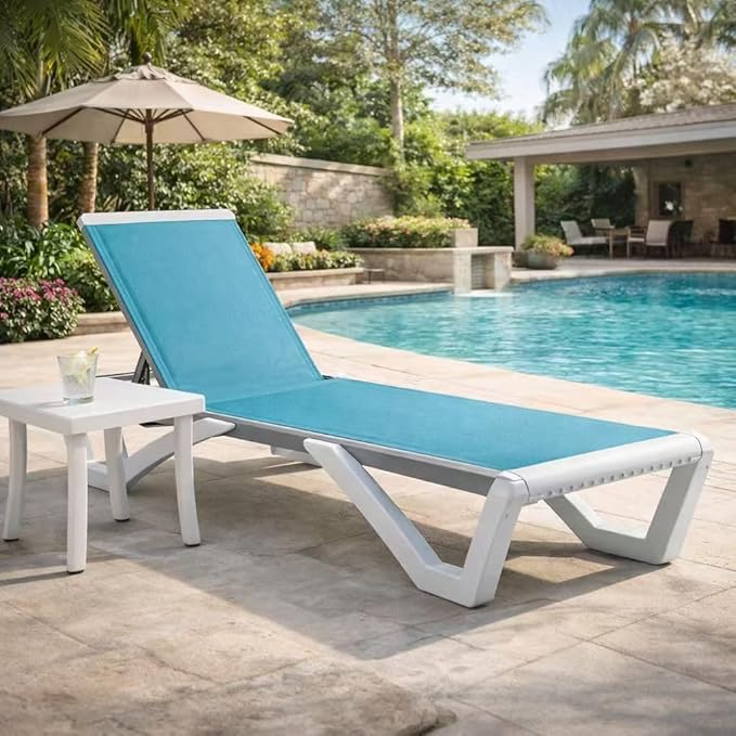 Kozyard Outdoor Chaise Lounge Chair, Full Flat Adjustable Patio Lounger by Kozyard