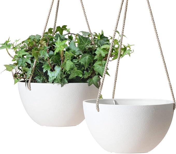La Jolie Muse White Hanging Planter Basket by LaJol%C3%ADeMuse