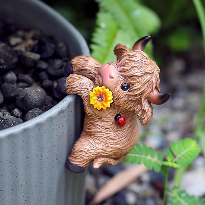 CXYCzsbjCute Rock Climbing Highland Bull Statue Flowerpot Hugging Device - Image 2