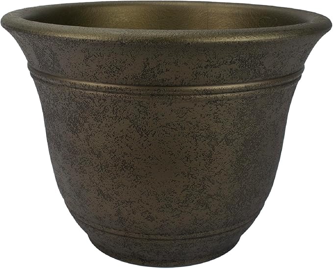 The HC Companies Sierra Round Self-Watering Pot by TheHCCompanies