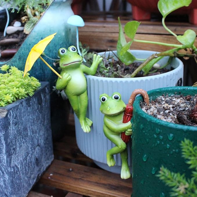 Set of 2 Funny Frog Statues Outdoor Flower Pot Hugger, Resin Hanging Frog - Image 7