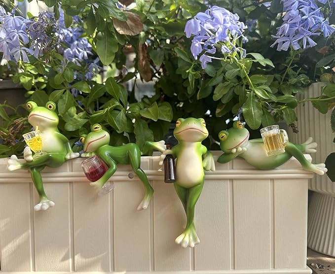 4 PCS Tipsy Frog Statues Pot Hugger Decorations by Suqorinp