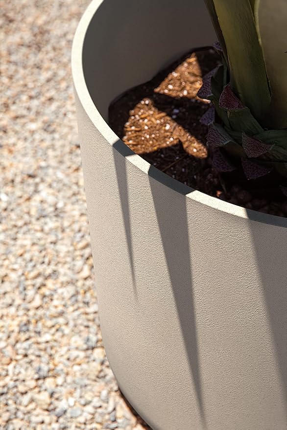 Veradek Round Lima Plastic Planter Pots - Image 6