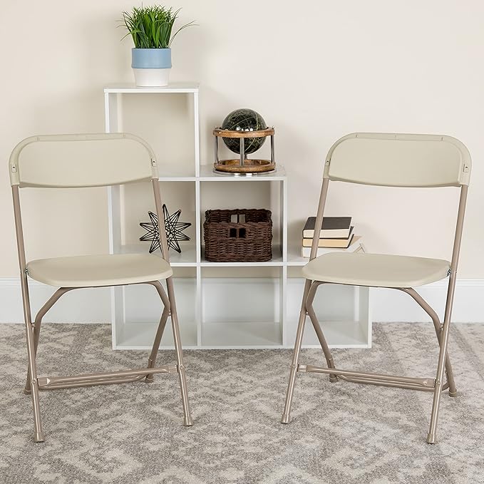Flash Furniture Hercules Series Plastic Folding Chair by FlashFurniture