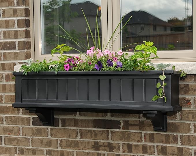 Mayne Cape Cod 4ft Window Box - Image 9