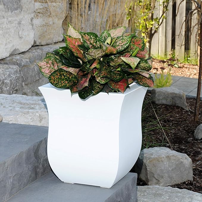 Mayne 5873-W Polyethylene Planter - Image 4