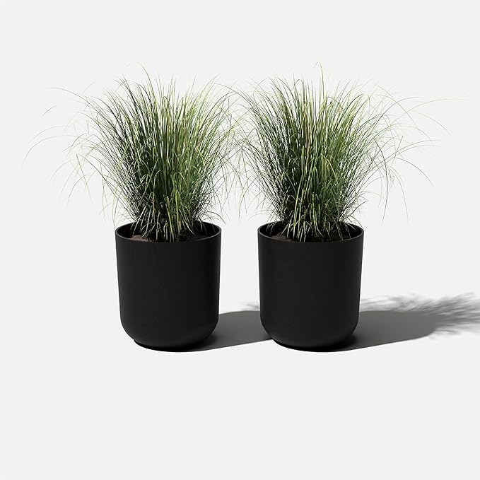 Veradek Round Black Plastic Planter Pots - Image 8