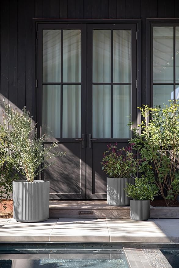 Veradek Demi Series Set of 3 Round Planters - Image 4