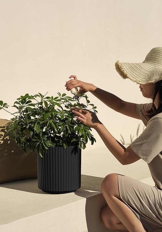 Veradek Demi Series Round Planter - Image 5
