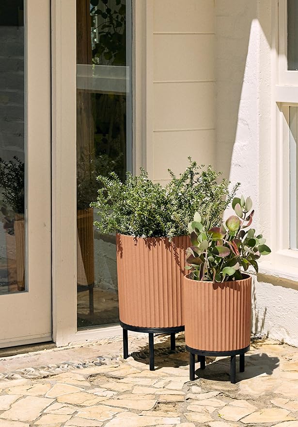 Veradek Demi Series Round Planter w/Stand - Image 4