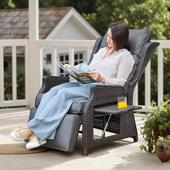 Outdoor Indoor Wicker Recliner - Image 7