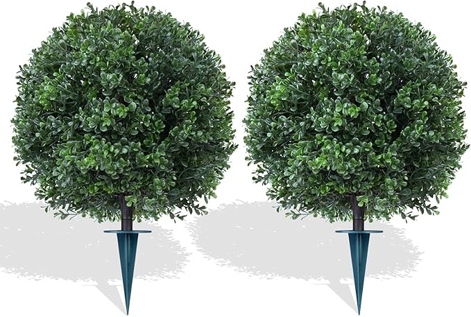 Artificial Boxwood Topiary Trees by FEELTHENEWWORLD