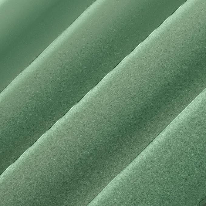 Sun Zero Marina Indoor/Outdoor UV Protectant Energy Efficient Grommet Curtain - Image 3