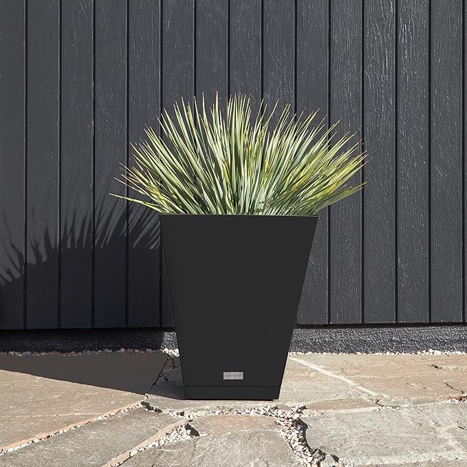 Veradek Pure Series Nobleton Plastic Planter - Image 8