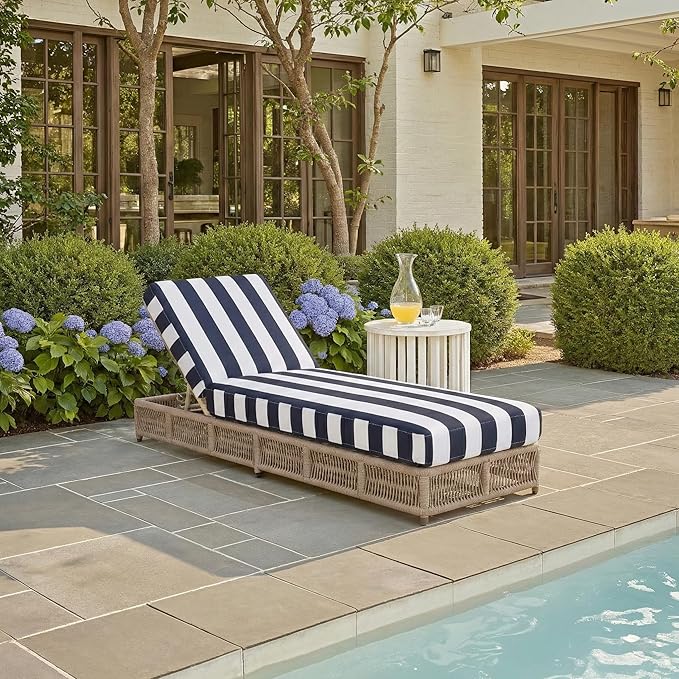 SAFAVIEH Outdoor Patio Furniture Collection by SAFAVIEH