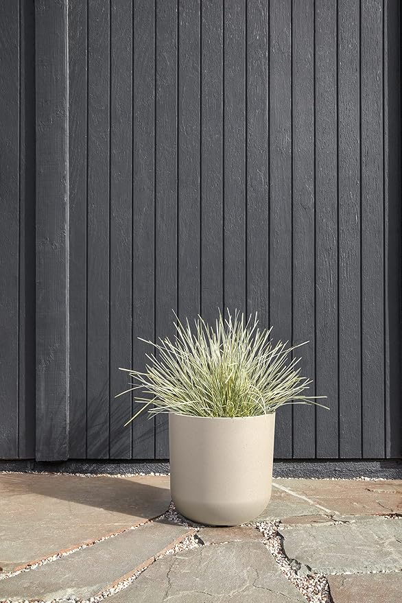 Veradek Round Lima Plastic Planter Pots - Image 5