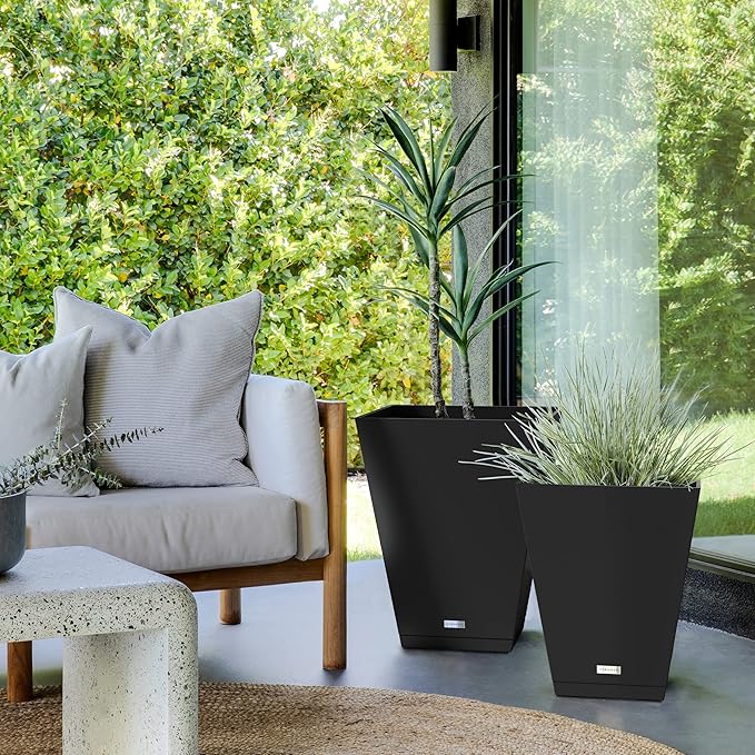 Veradek Pure Series Nobleton Plastic Planter - Image 7