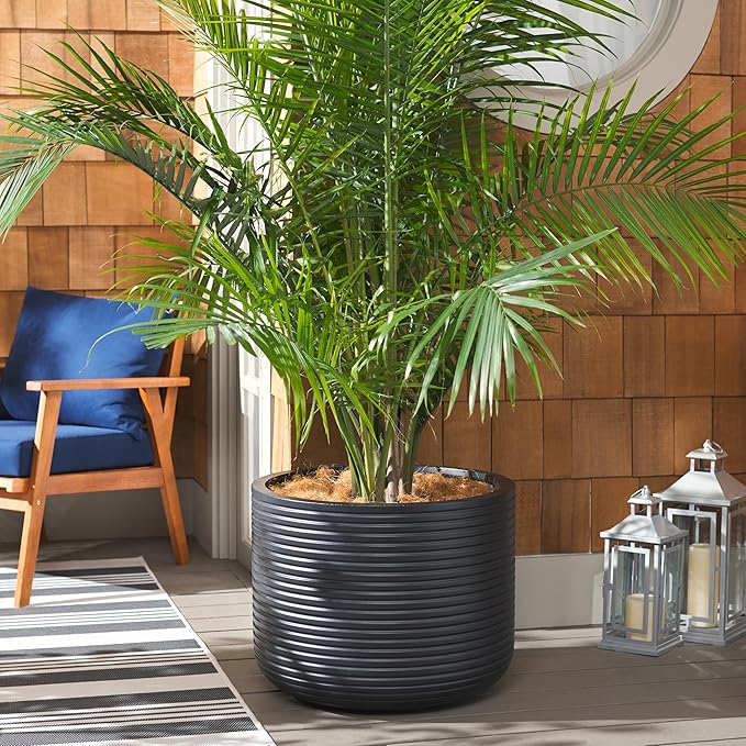 SAFAVIEH Outdoor Collection Nardo Black Cement Ficonstone Planter Pot by SAFAVIEH