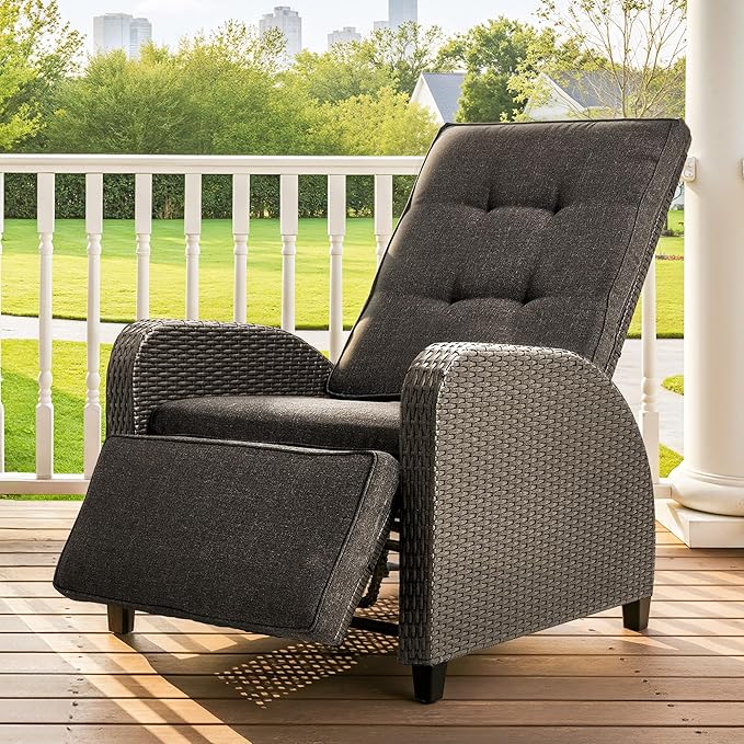 Green4ever Outdoor Patio Recliner by Green4ever