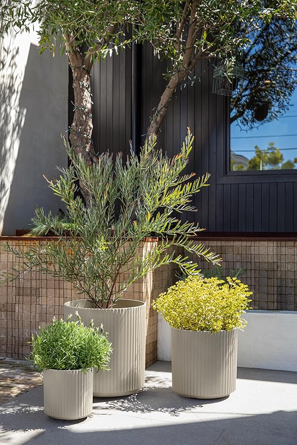 Veradek Demi Series Set of 3 Round Planters - Image 5