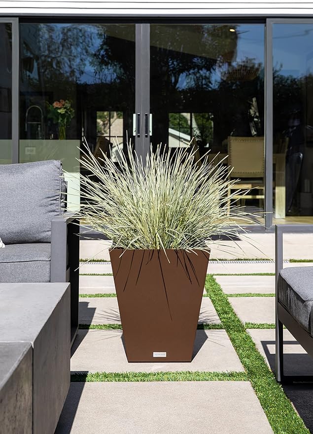 Veradek Pure Series Nobleton Plastic Planter - Image 5