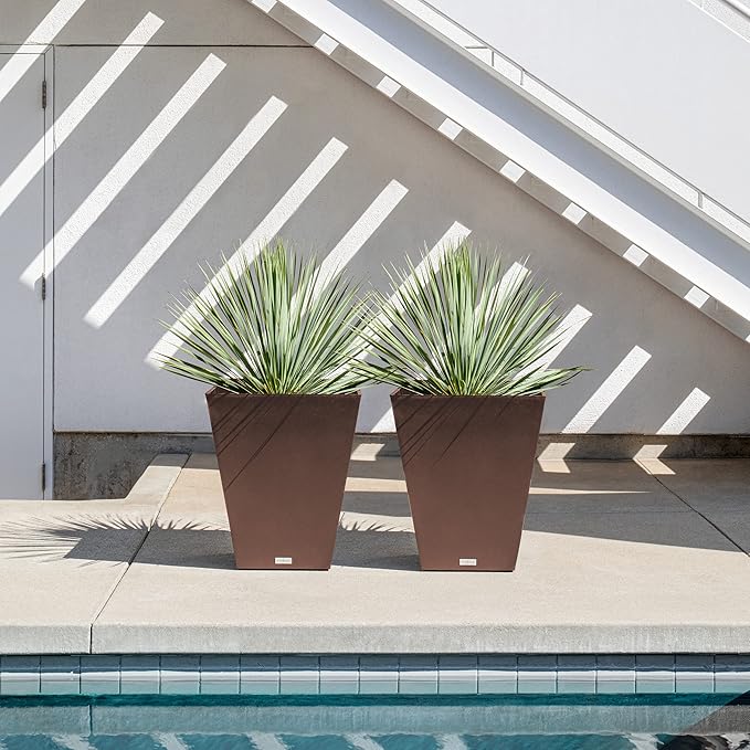 Veradek Pure Series Nobleton Plastic Planter - Image 5